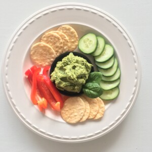 Pesto-Spinach-Hummus