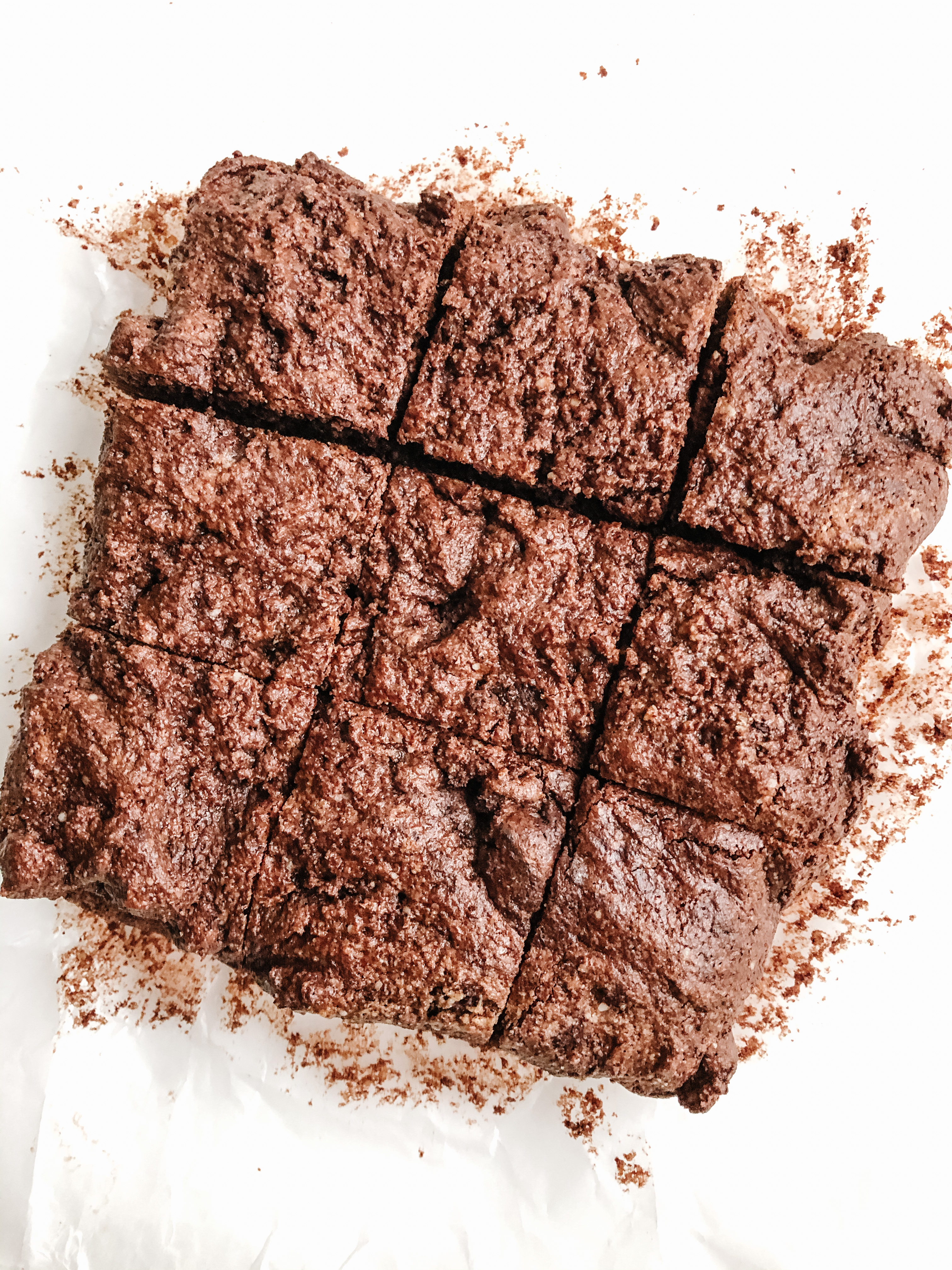 fudgy-tahini-brownies