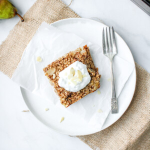pear almond baked oatmeal