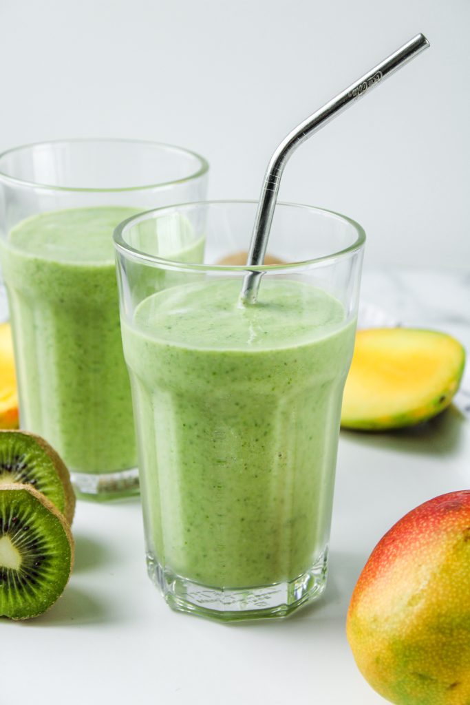 mango kiwi smoothie