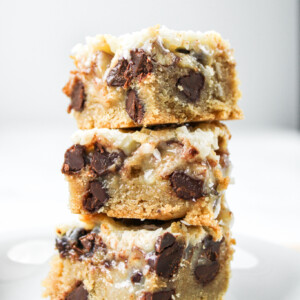 coconut chocolate chip cookie dough bars
