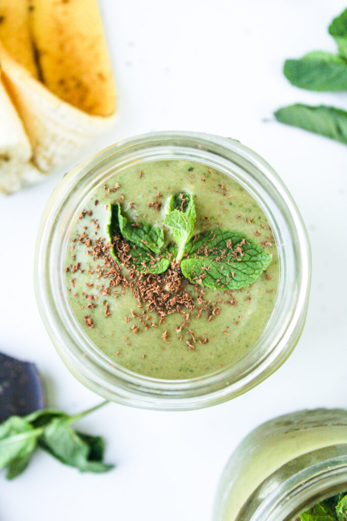 mint chocolate protein smoothie