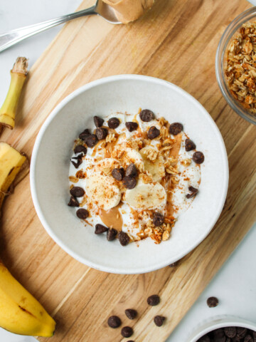 peanut butter banana yogurt bowl